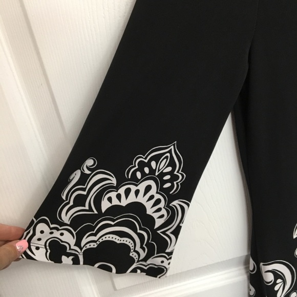 Whbm 3/4 sleeve top size sm. Used - Picture 2 of 4